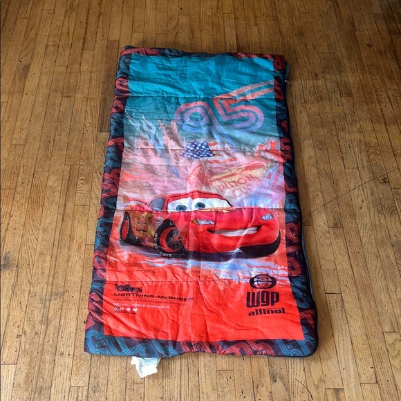 Disney Cars Lightning McQueen Red and Blue Blanket sleeping bag - Picture 1 of 8